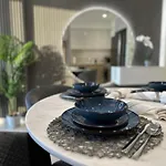 Best View In Dubai And Burj Khalifa View - 2 Bedroom - 3 Beds