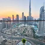 Best View In Dubai And Burj Khalifa View - 2 Bedroom - 3 Beds