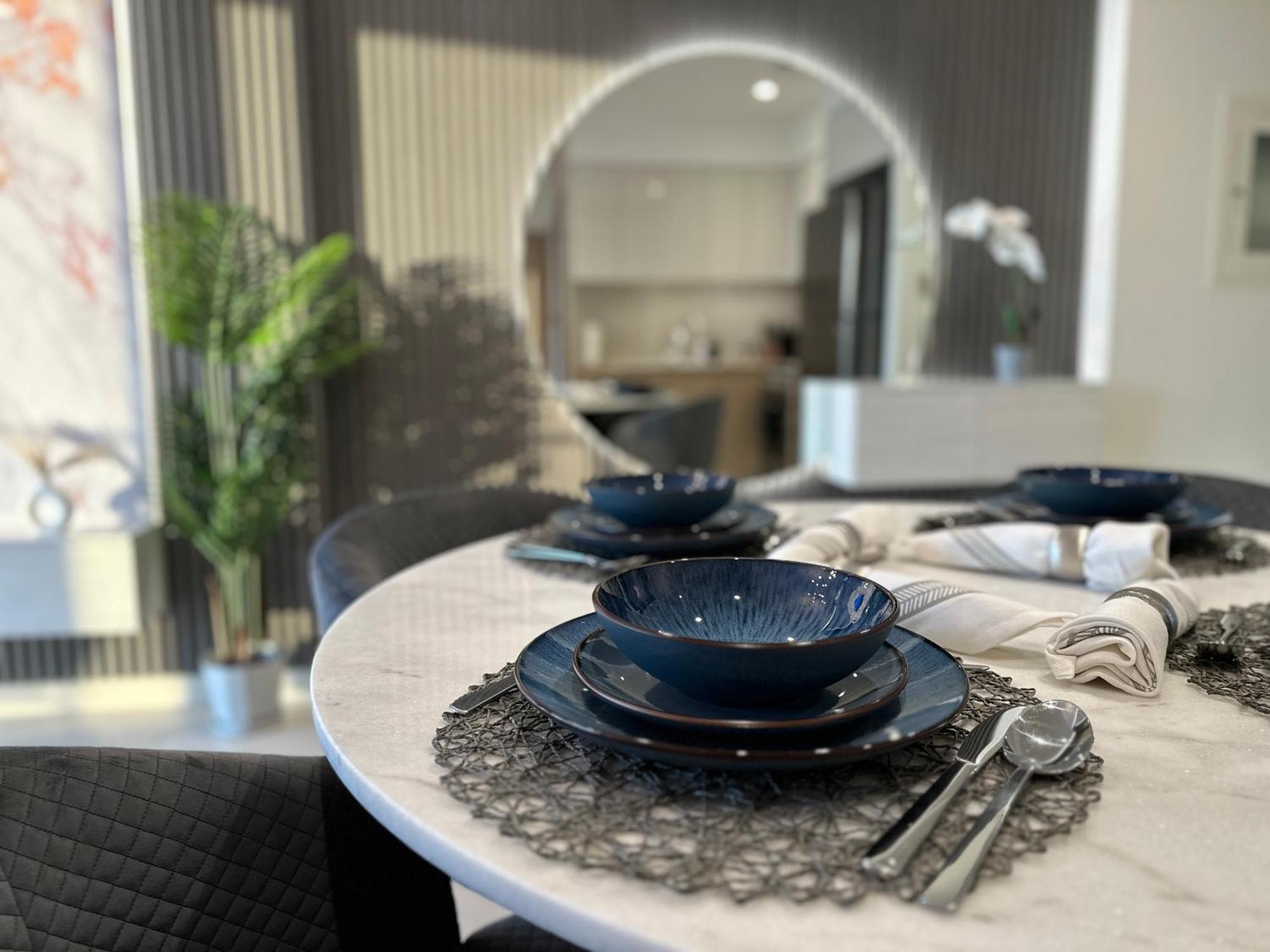 Apartment View In And Burj Khalifa View - 2 Bedroom - 3 Beds Dubai