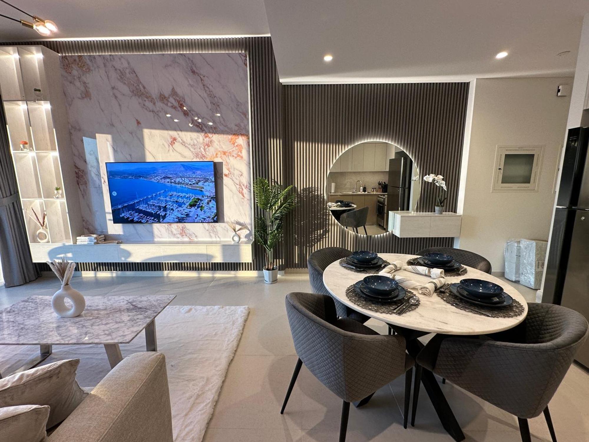 Apartment View In And Burj Khalifa View - 2 Bedroom - 3 Beds Dubai