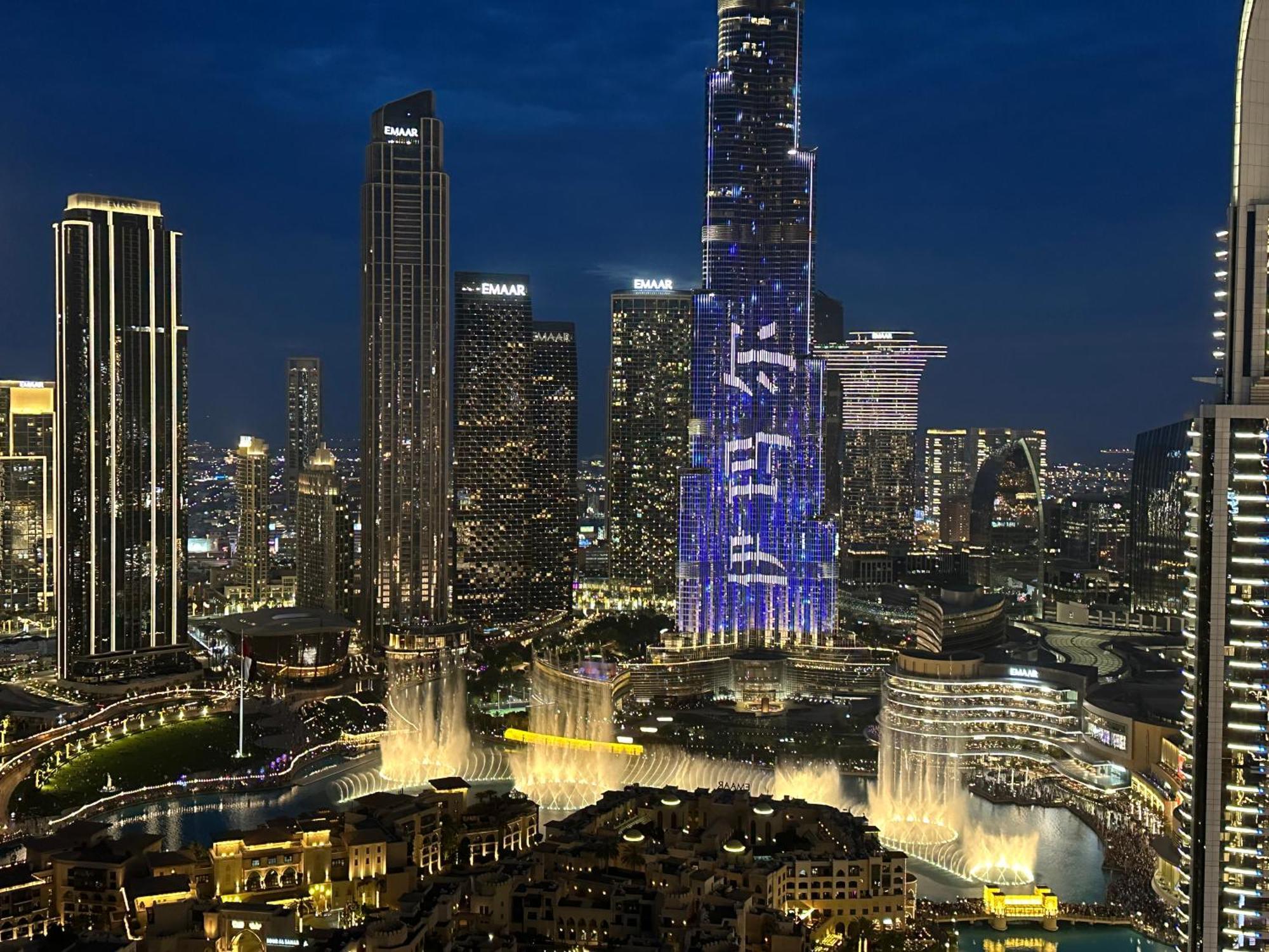 View In And Burj Khalifa View - 2 Bedroom - 3 Beds *