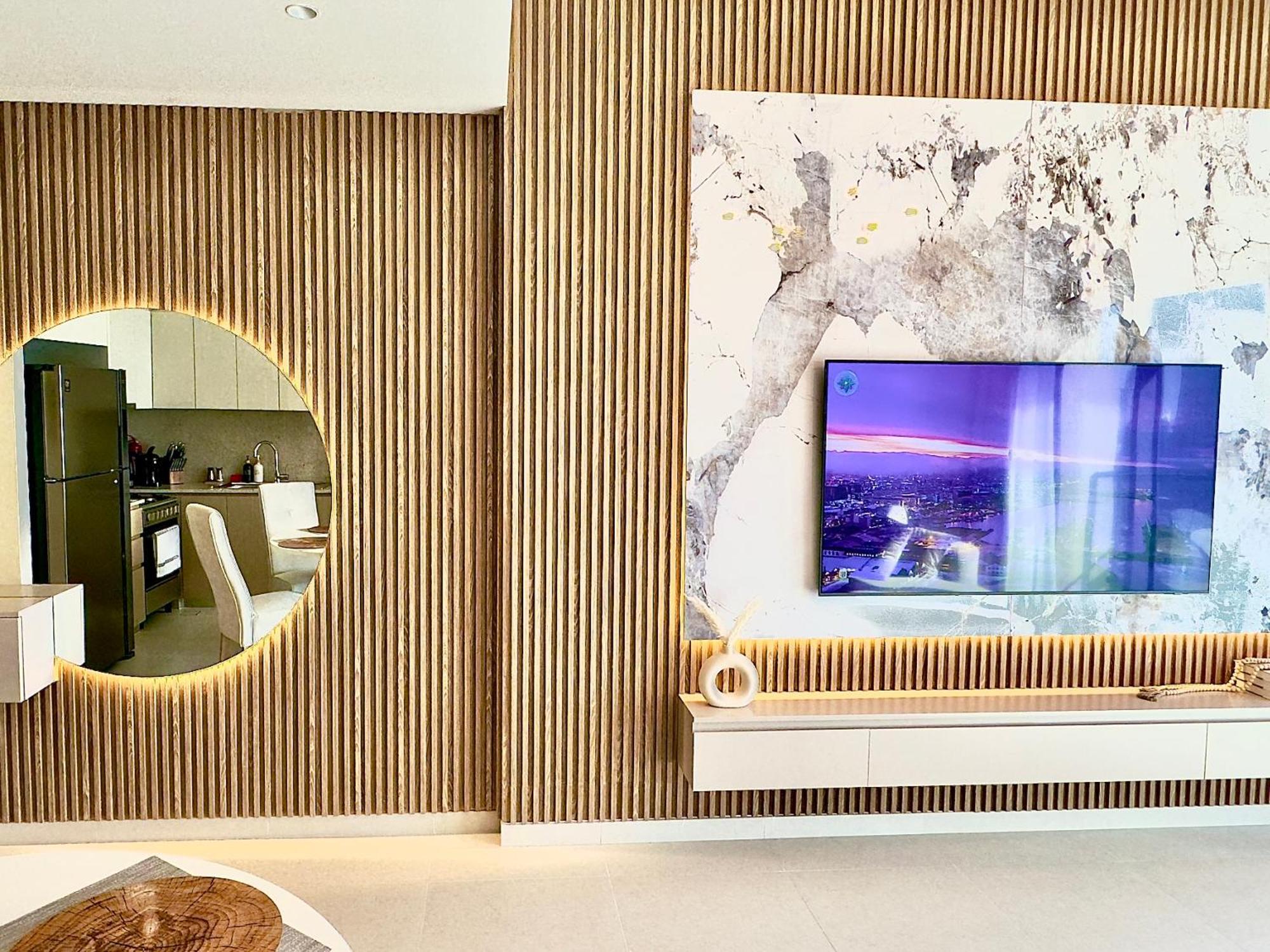 View In And Burj Khalifa View - 2 Bedroom - 3 Beds Apartment