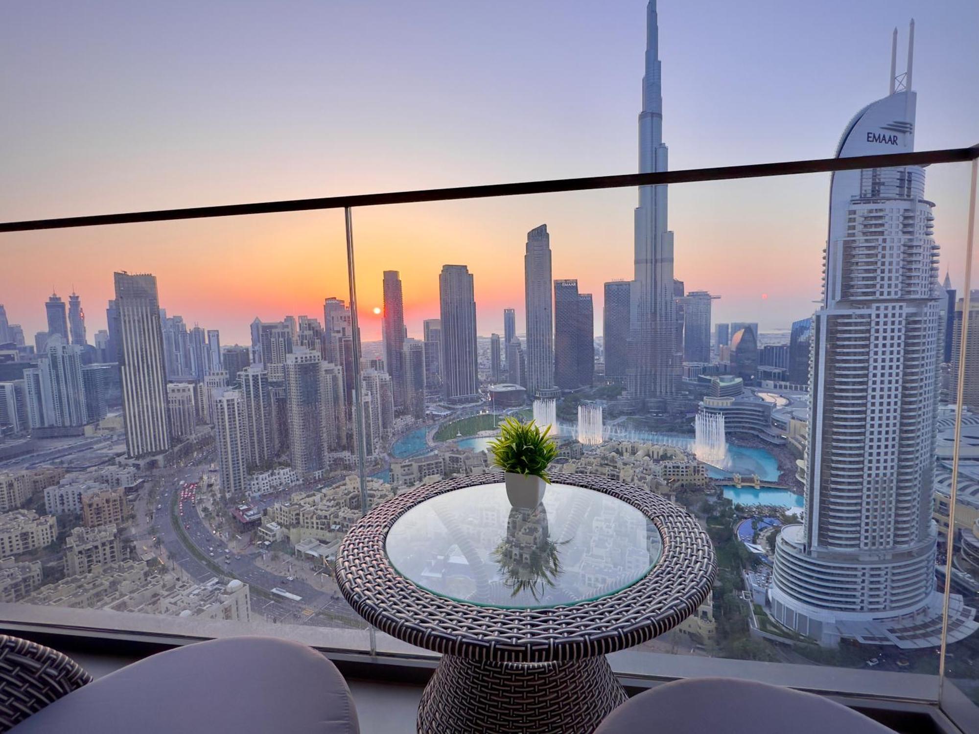 Apartment View In And Burj Khalifa View - 2 Bedroom - 3 Beds Dubai