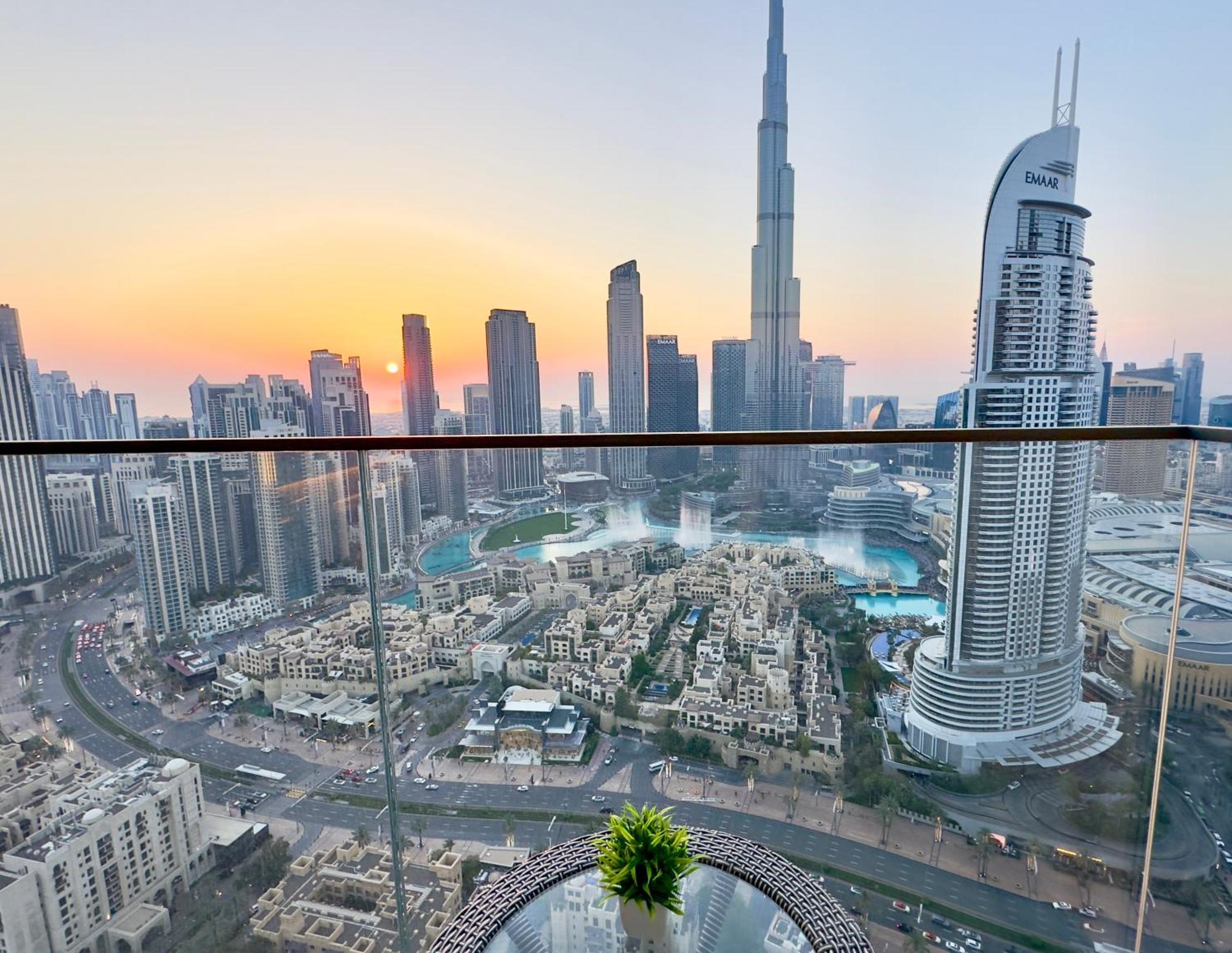 View In And Burj Khalifa View - 2 Bedroom - 3 Beds Apartment Dubai