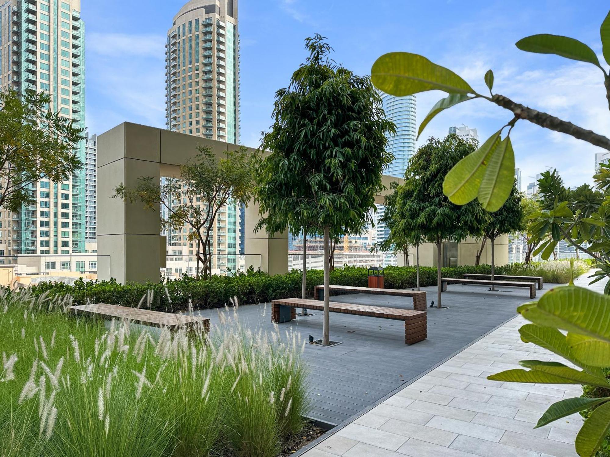 View In And Burj Khalifa View - 2 Bedroom - 3 Beds Appartement *
